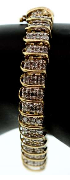 LADIES DIAMOND TENNIS BRACELET