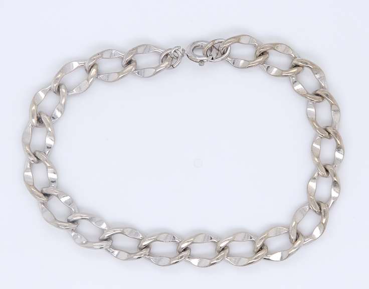 925 Sterling Silver Charm Link Bracelet