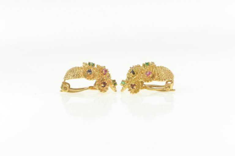 14K Yellow Gold 1960's Emerald Daisy Bouquet Basket Clip Back Earrings