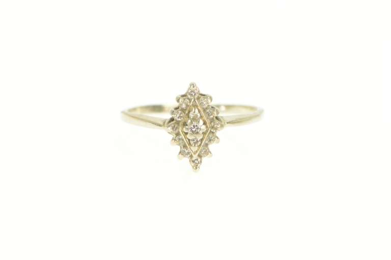 14K White Gold 0.25 Ctw Diamond Squared Cluster Vintage Ring