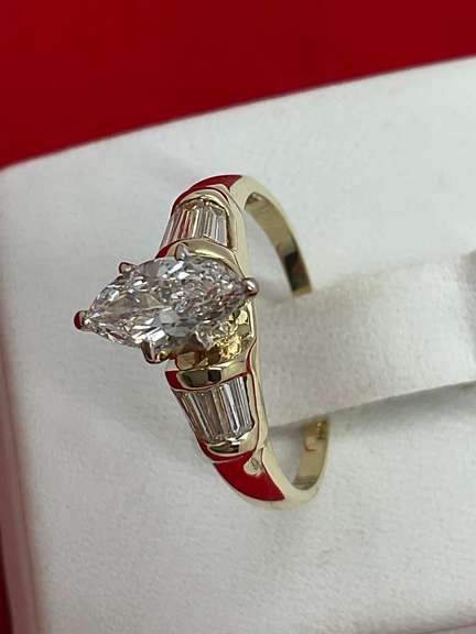 CERTIFIED LADIES 14K GOLD AND DIAMOND RING