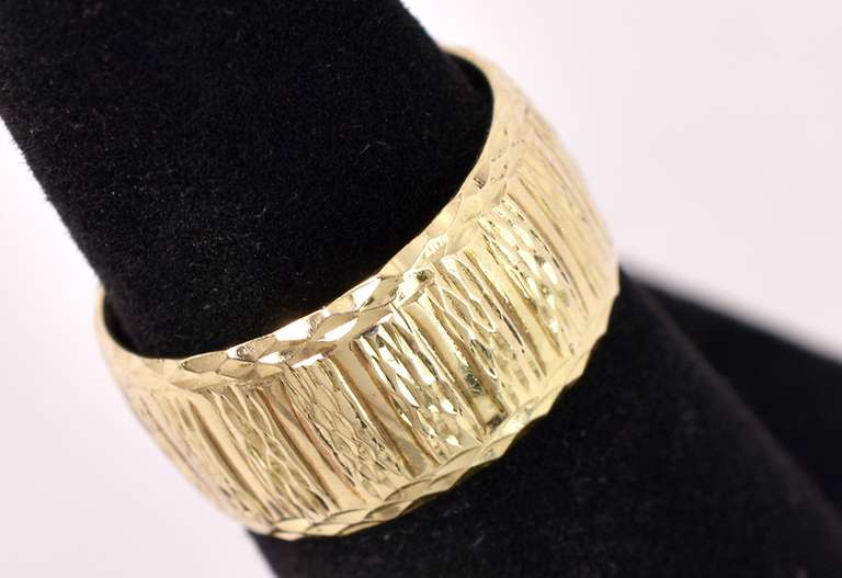 Wonderful Textured Band Ring in 14K Yellow Gold