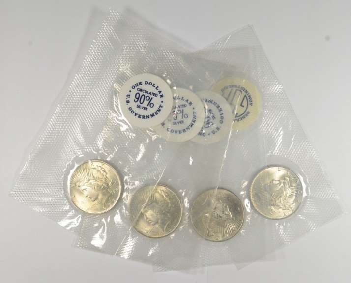 Lot (4) 1922 Peace Silver Dollars - GSA Soft Pack
