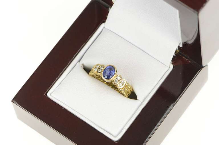 18K Yellow Gold 0.85 Ctw Sapphire Diamond Engagement Ring