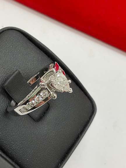 CERTIFIED 14K WHITE GOLD AND DIAMOND ENGAGEMENT RING