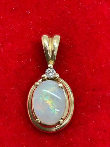 14K YELLOW GOLD OPAL AND DIAMOND PENDANT