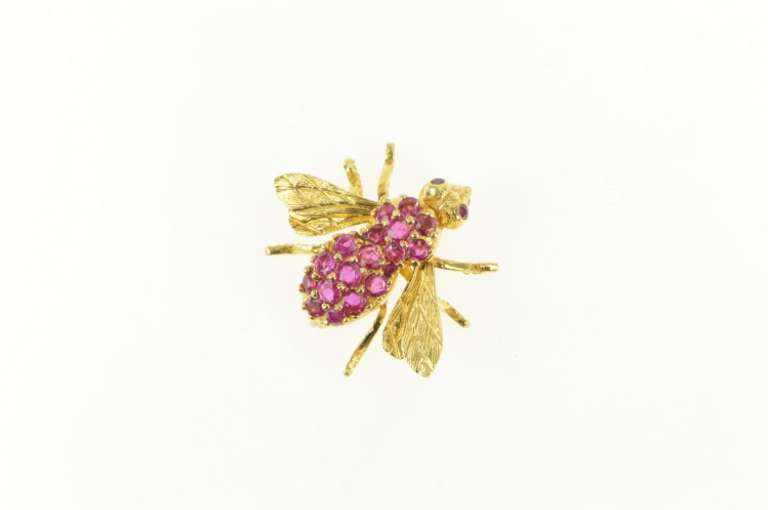 18K Yellow Gold Ruby Encrusted Fly Bug Insect Statement Pin/Brooch
