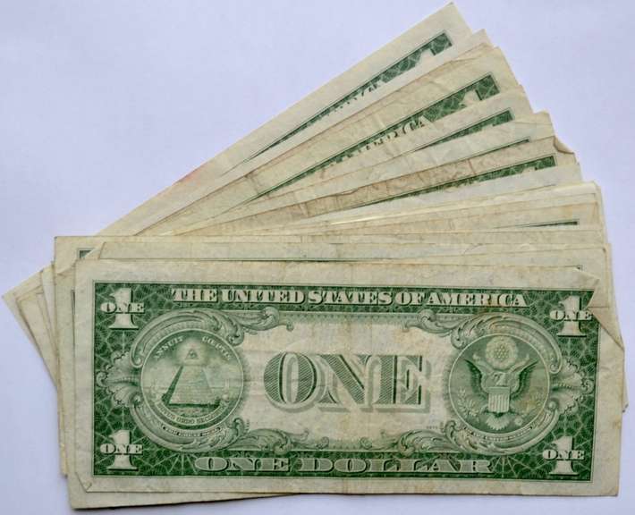 19 1935 C E & F $1 Silver Certificate