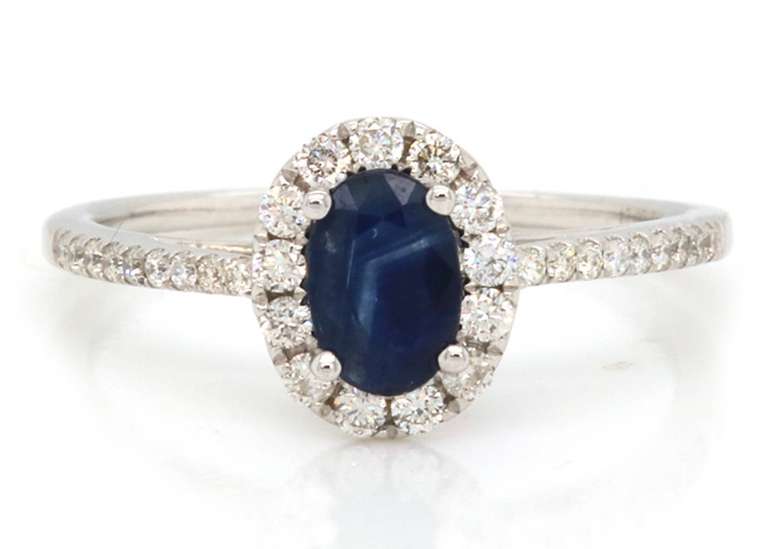 Gorgeous 14kt Solid White Gold, Blue Sapphire & Diamond Ring