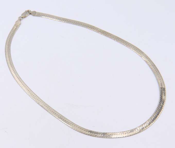 Vintage Italian 925 Sterling Silver Herringbone Necklace