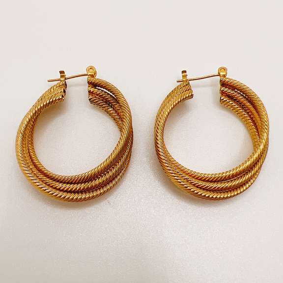 14kt Solid Yellow Gold Hoop Earrings
