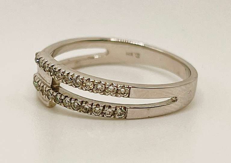 14kt Solid White Gold & Diamond Band Ring