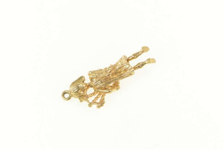 9K Yellow Gold 3D Scottish Traditional Bag Piper Kilt Charm/Pendant