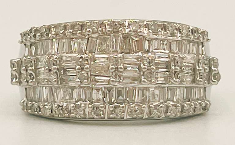 Gorgeous 14kt Solid White Gold & 2.0 Carat Diamond Band Ring