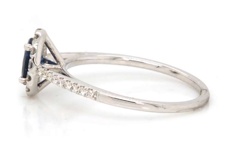 Gorgeous 14kt Solid White Gold, Blue Sapphire & Diamond Ring