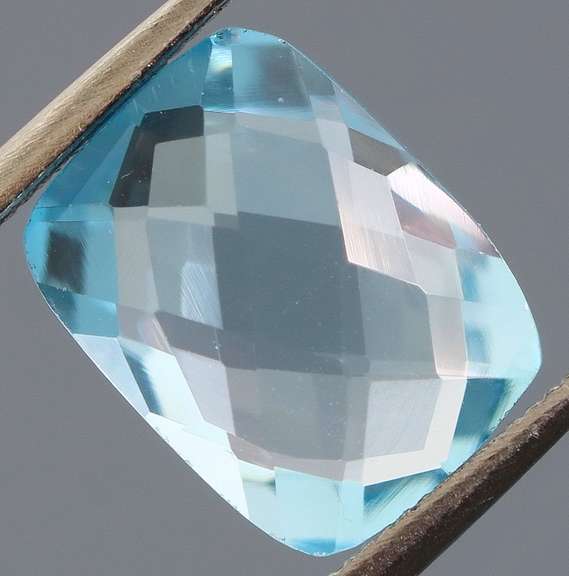 Double checker cut! 3.31ct sky blue Topaz