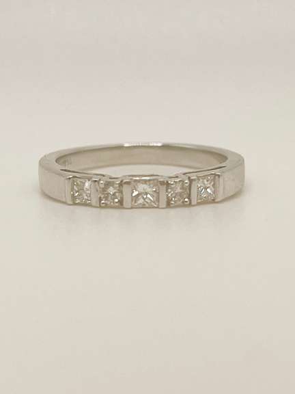 18kt Solid White Gold Diamond Band