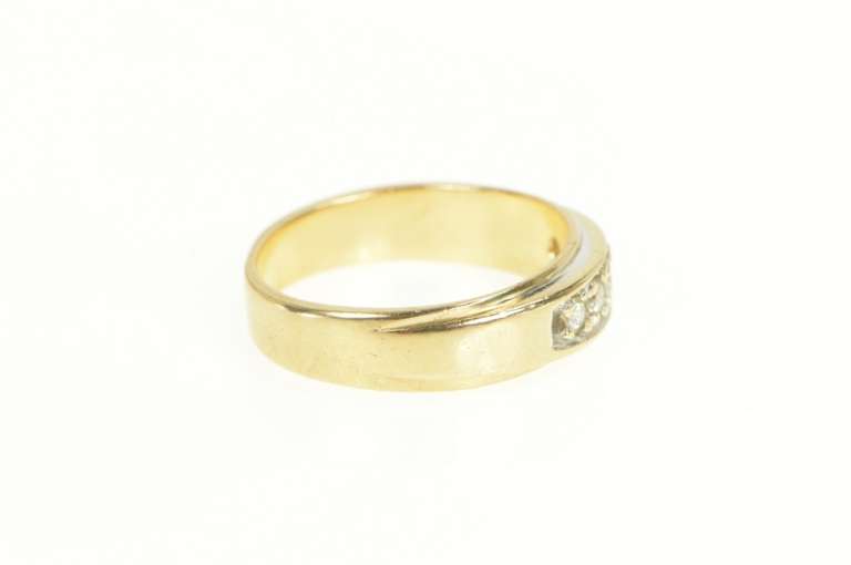 14K Yellow Gold 0.32 Ctw Diamond Classic Men's Wedding Ring