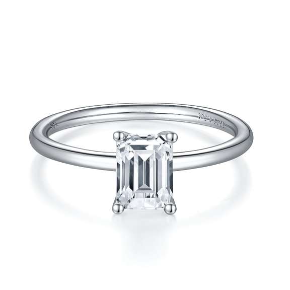 Emerald Cut 1.00ct VVS1 White F-G Fire Moissanite Ring