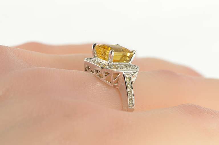 14K White Gold 2.81 Ctw Citrine Diamond Halo Engagement Ring