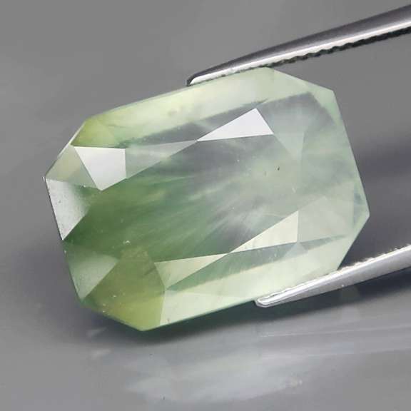 Collectors 14.90ct emerald cut Prehnite