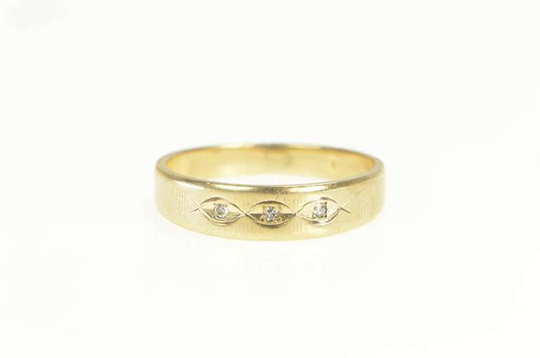 10K Yellow Gold 1950's Diamond Simple Classic Wedding Band Ring
