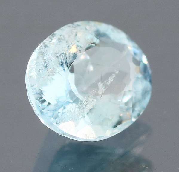 Glittering 1.56ct sky blue Aquamarine