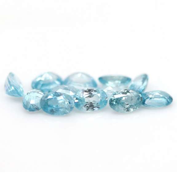 Brilliant 8.79ct sky blue Zircon set
