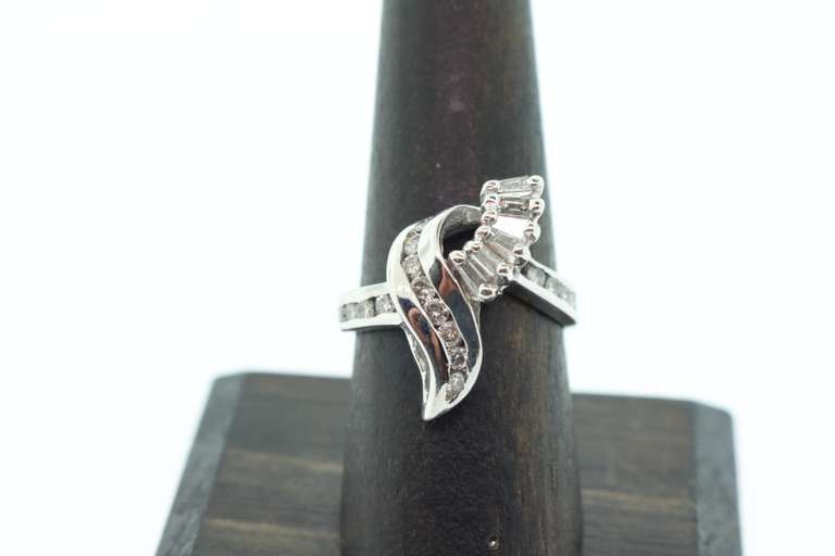 14kt Solid White Gold & Diamond Ring