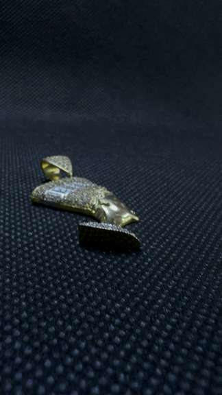 NEFERTITI 10K YELLOW GOLD PENDANT