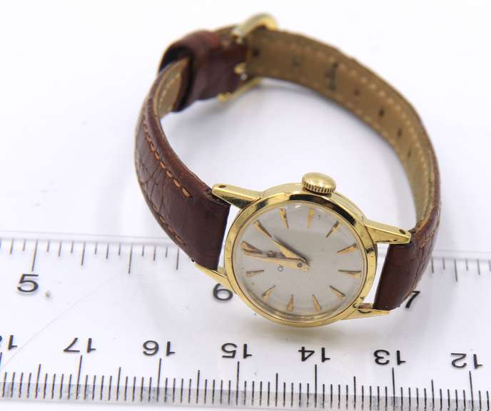 Vintage Omega Round Face Manual Wind Brown Leather Band Watch