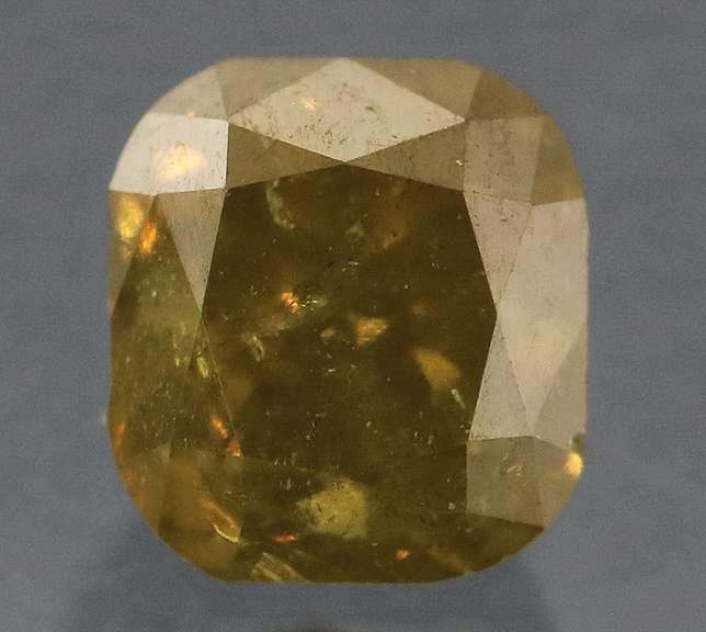 Simply gorgeous! .49ct moss green Diamond
