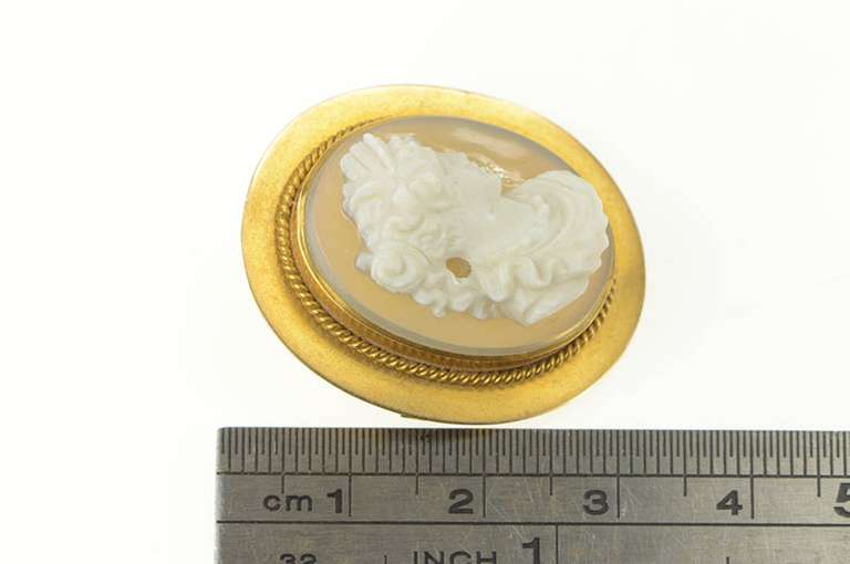 14K Yellow Gold Ornate Oval Carved Agate Cameo Statement Pin/Brooch