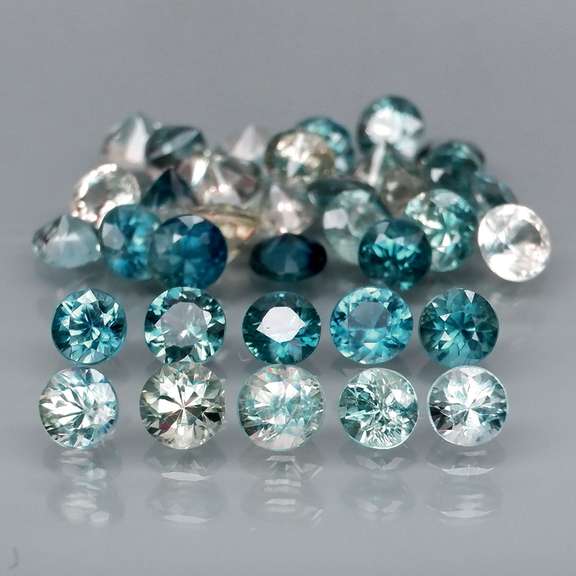 Heated only! 3.97ct round cut Australian Sapphire set
