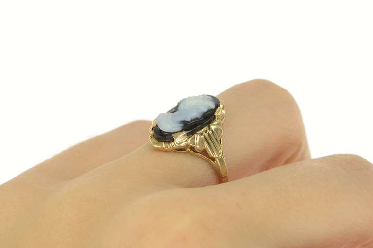 10K Yellow Gold Carved Agate Lady Cameo Vintage Statement Ring