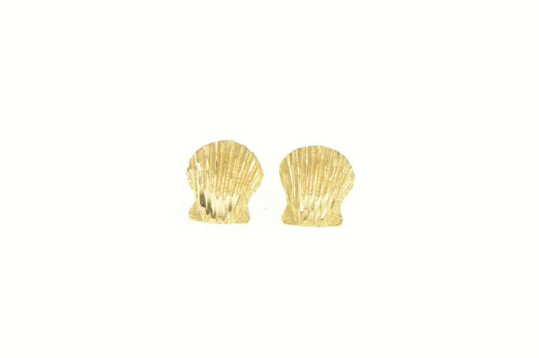 14K Yellow Gold Scallop Sea Shell Beach Motif Stud Earrings