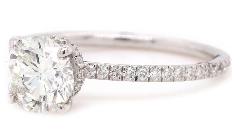 Powerful 1.37ctw Round Diamond Straight Engagement Ring in 18K