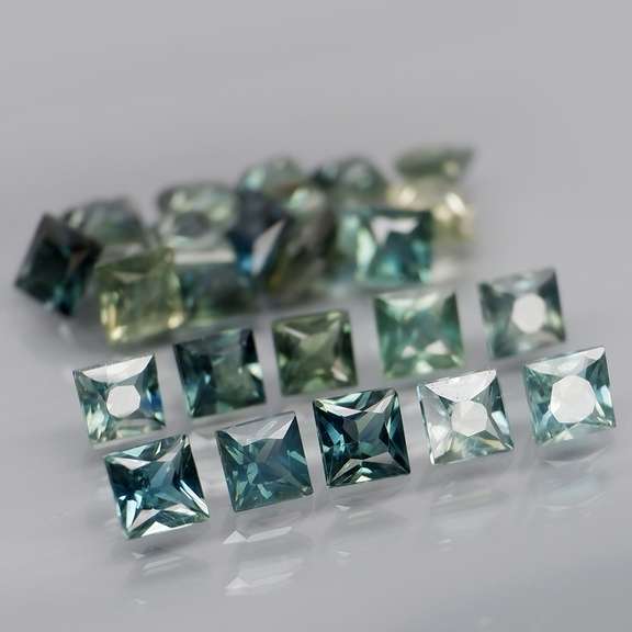 Heated only! 3.78ct princess cut Australian Sapphire set