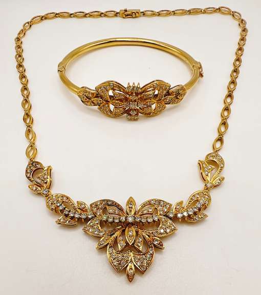 18kt Solid Yellow Gold & Diamond Necklace and Bracelet Set