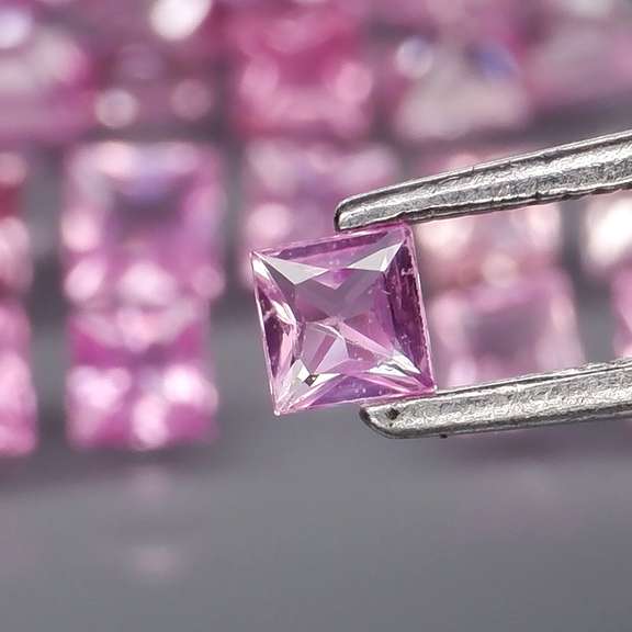 Rare heated only 3.12ct lavender and pink Sapphire set
