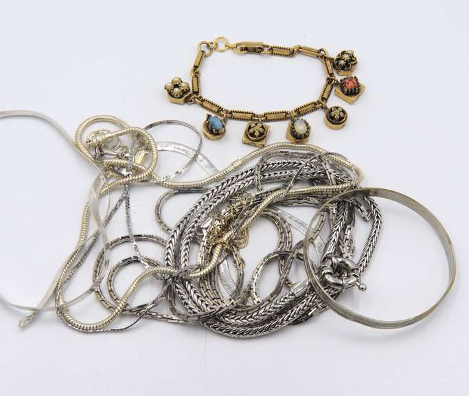 Group Lot of Costume Chains