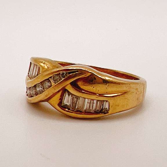 14kt Solid Yellow Gold & Diamond Band Ring