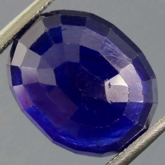 Stunning 8.87ct cobalt blue Sapphire from Mozambique
