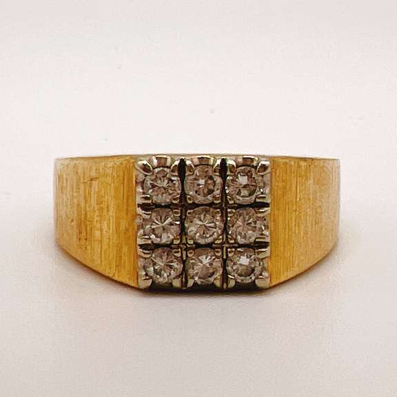 14kt Gold & Diamond Mens Ring
