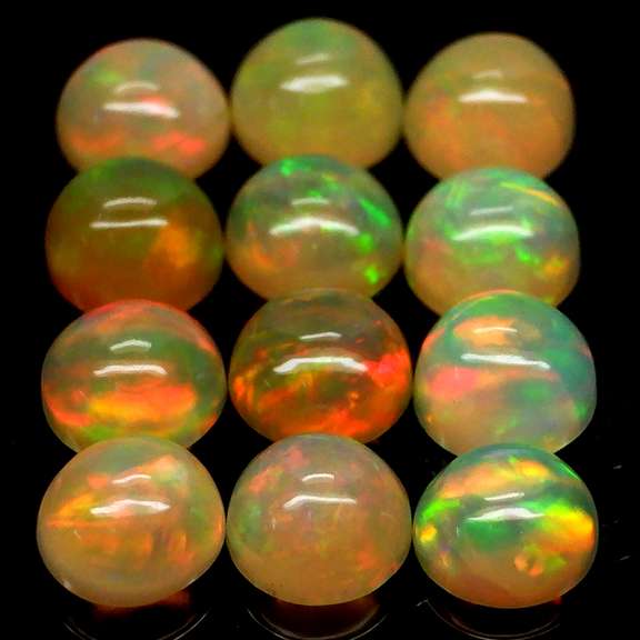 Beautiful 3.23ct unheated Ethiopian jelly opal set