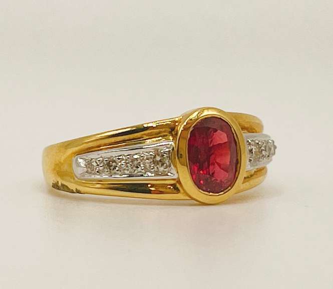 18kt Solid Yellow Gold, Ruby, & Diamond Ring