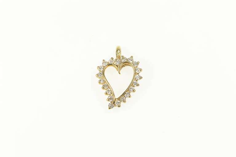14K Yellow Gold 0.25 Ctw Classic Diamond Heart Love Symbol Pendant