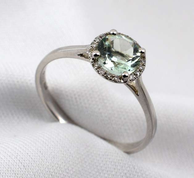 Cute Green Amethyst & Diamond Ring in 14K WG