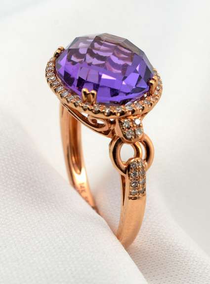 Elegant Amethyst & Diamond Ring in 14K RG