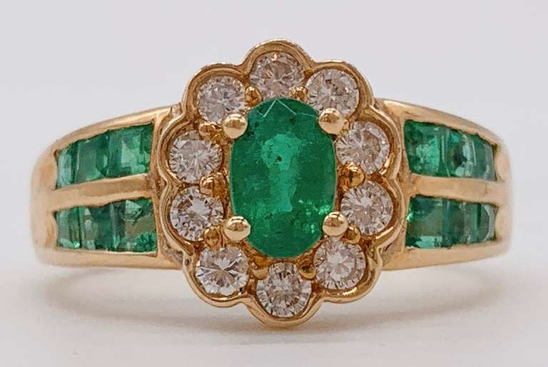 18kt Solid Yellow Gold, Emerald, and Diamond Ring